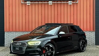 Zwart Gebruikt 2017 Audi S3 Sportback Basis Hatchback | € 24.990 (Eerlijke prijs)