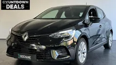 Gebruikt 2022 Renault Clio V Zen Hatchback | € 13.395 (Eerlijke prijs)