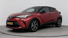 Rood, metallic lak Gebruikt 2020 Toyota C-HR Edition SUV | € 24.995 (Eerlijke prijs)