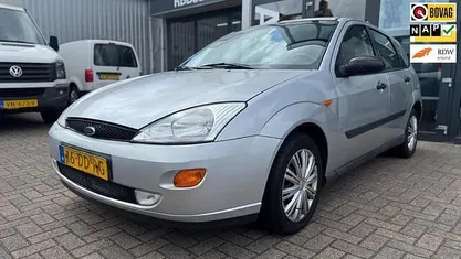 Occasion Ford Focus Ghia 116 PK (85 kW) 1999