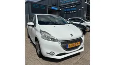Wit Gebruikt 2013 Peugeot 208 Allure Hatchback | € 3.249 (Eerlijke prijs)