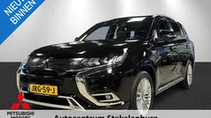 Zwart Gebruikt 2018 Mitsubishi Outlander P-HEV Edition SUV | € 21.540 (Eerlijke prijs)