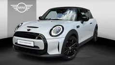 Wit Gebruikt 2022 Mini Cooper SE Classic Hatchback | € 22.900 (Eerlijke prijs)
