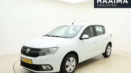 Wit Gebruikt 2017 Dacia Sandero Lauréate Hatchback | € 8.945 (Eerlijke prijs)