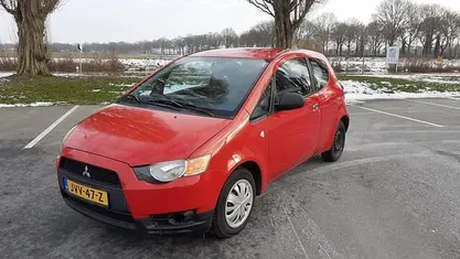 Occasion Mitsubishi Colt Invite 95 PK (69 kW) 2009 Rood Hatchback