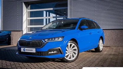 Blauw Occasion 2022 Skoda Octavia Business Line Stationwagen | € 25.895 (Goede deal)