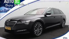 Zwart, metallic lak Gebruikt 2020 Skoda Superb Business Line Stationwagen | € 20.940 (Eerlijke prijs)