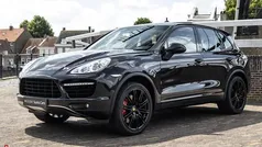 Zwart Gebruikt 2010 Porsche Cayenne Turbo SUV | € 59.995 (Eerlijke prijs)