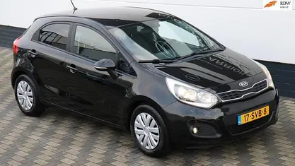 Occasion 2011 Kia Rio Plus Hatchback | € 5.445 (Eerlijke prijs)