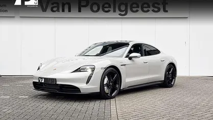 Occasion Porsche Taycan Performance Package 319 kW (435 PK) 2022 Grijs Sedan
