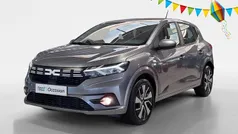 Gebruikt 2024 Dacia Sandero Expression Hatchback | € 17.735 (Eerlijke prijs)