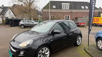 Gebruikt 2013 Opel Adam Hatchback | € 6.999 (Eerlijke prijs)