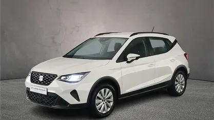Wit Gebruikt 2024 Seat Arona CONNECT SUV | € 18.900 (Goede deal)