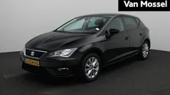Zwart Gebruikt 2019 Seat Leon Style Hatchback | € 15.444 (Eerlijke prijs)