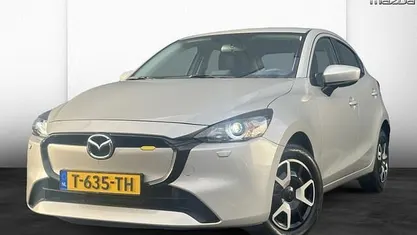 Occasion Mazda 2 Center-Line 90 PK (66 kW) 2023 Platinum quartz (bruin metallic) Hatchback