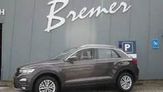 Bruin Gebruikt 2018 VW T-Roc Beats SUV | € 19.950 (Eerlijke prijs)