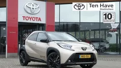 Bruin Nieuw 2025 Toyota Aygo Pulse Hatchback | € 26.185 (Eerlijke prijs)