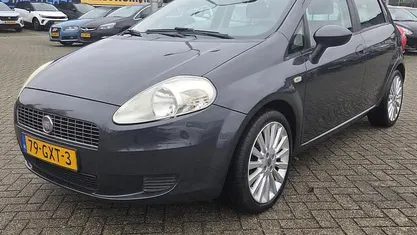 Gebruikt 2008 Fiat Grande Punto Dynamic Hatchback | € 2.350 (Eerlijke prijs)