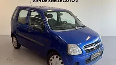 Blauw Gebruikt 2005 Opel Agila Hatchback | € 990 (Eerlijke prijs)