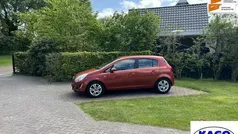 Rood Gebruikt 2011 Opel Corsa Cosmo Hatchback | € 2.150 (Eerlijke prijs)