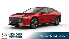 Rood Nieuw 2025 Mazda 6e Takumi-Line Hatchback | € 46.390 (Eerlijke prijs)