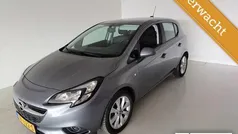 Grijs, metallic lak Gebruikt 2017 Opel Corsa Edition+ Hatchback | € 10.950 (Eerlijke prijs)