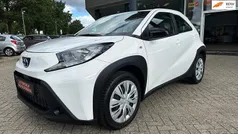Wit Gebruikt 2024 Toyota Aygo Play Hatchback | € 18.750 (Goede deal)
