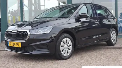 Zwart Occasion 2023 Skoda Fabia Ambition Hatchback | € 19.395 (Eerlijke prijs)