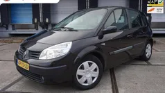 Gebruikt 2006 Renault Scénic II Business MPV | € 1.495 (Eerlijke prijs)