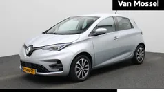 Gris highland kqa Gebruikt 2022 Renault Zoe Intens Hatchback | € 17.940 (Eerlijke prijs)