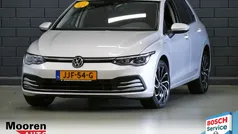 Gebruikt 2022 VW Golf VIII Style Hatchback | € 23.950 (Goede deal)