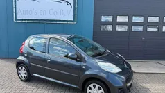 Grijs Gebruikt 2011 Peugeot 107 Hatchback | € 3.250 (Eerlijke prijs)