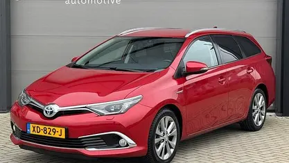 Occasion 2016 Toyota Auris Touring Sports Executive Stationwagen | € 10.950 (Eerlijke prijs)