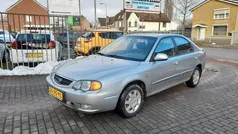 Kia Shuma