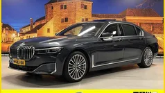 Grijs, metallic lak Gebruikt 2021 BMW 745e Comfort Edition Sedan | € 52.950 (Super prijs)