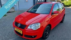 Rood Gebruikt 2009 VW Polo Comfortline Hatchback | € 2.950 (Goede deal)