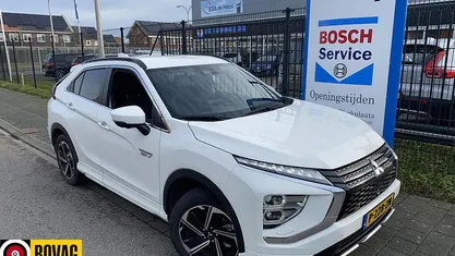 Gebruikt 2022 Mitsubishi Eclipse Cross SUV | € 25.735 (Eerlijke prijs)
