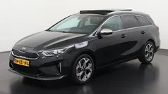 Zwart Gebruikt 2021 Kia Ceed Hatchback | € 23.740 (Eerlijke prijs)