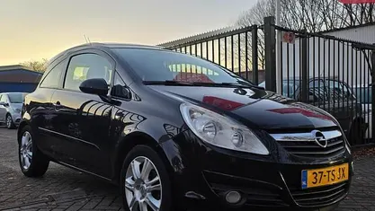 Occasion 2007 Opel Corsa Cosmo Hatchback | € 3.999 (Eerlijke prijs)