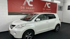 Wit Occasion 2011 Toyota Urban Cruiser SUV | € 6.499 (Eerlijke prijs)
