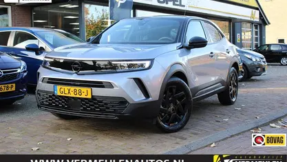 Grijs (metallic) Occasion 2024 Opel Mokka SUV | € 25.750 (Eerlijke prijs)