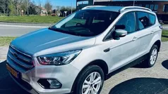 Grijs Gebruikt 2018 Ford Kuga Trend SUV | € 17.450 (Eerlijke prijs)