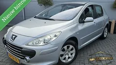 Grijs Gebruikt 2007 Peugeot 307 Premium Hatchback | € 1.699 (Goede deal)