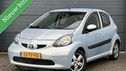 Occasion Toyota Aygo Sport 68 PK (50 kW) 2007 Blauw Hatchback