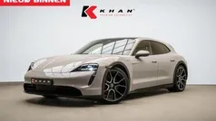 Grijs Gebruikt 2021 Porsche Taycan Cross Turismo Sedan | € 64.950 (Eerlijke prijs)
