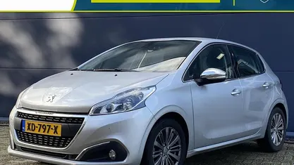 Gebruikt 2018 Peugeot 208 Allure Hatchback | € 11.240 (Eerlijke prijs)