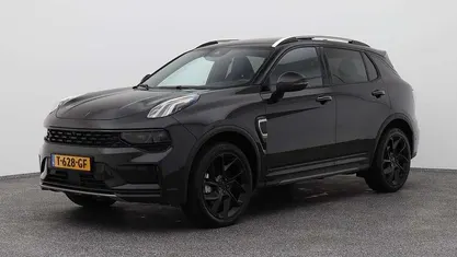 Zwart Gebruikt 2023 Lynk & Co 01 SUV | € 24.700 (Eerlijke prijs)