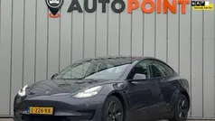 Gebruikt 2021 Tesla Model 3 Standard Range Sedan | € 20.494 (Eerlijke prijs)