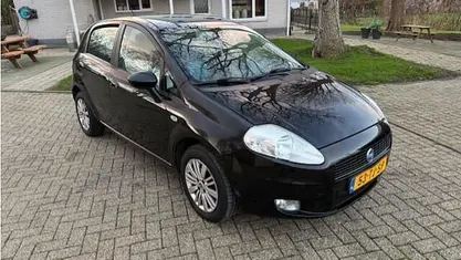 Occasion 2006 Fiat Grande Punto Lusso Hatchback | € 2.450 (Eerlijke prijs)
