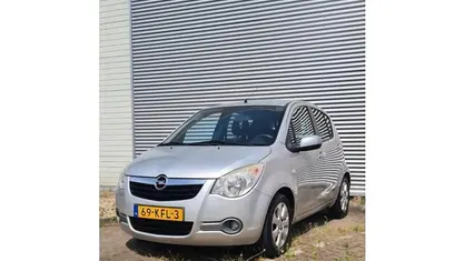 Grijs Occasion 2009 Opel Agila Edition Hatchback | € 3.195 (Goede deal)